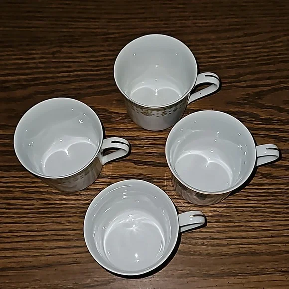 GARDEN BOUQUET - 4 Vintage Flat Cups - Fine China of Japan - Gold Trim - Picture 7 of 9